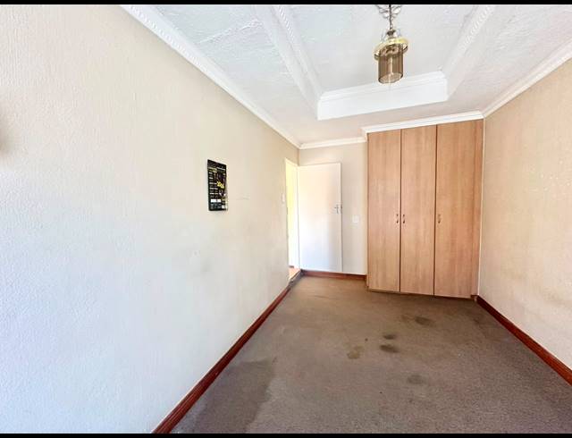 2 BEDROOM TOWNHOUSE FOR SALE IN PENINA PARK
